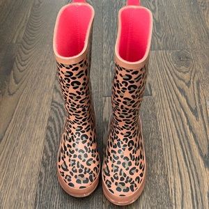 Cat and Jack leopard print rain boot size 13